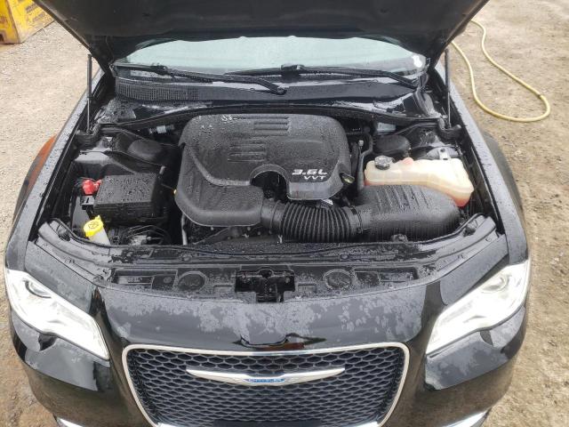 Photo 7 from auction – 2017 CHRYSLER 300 LIMITE with VIN 2C3CCARG8HH593905