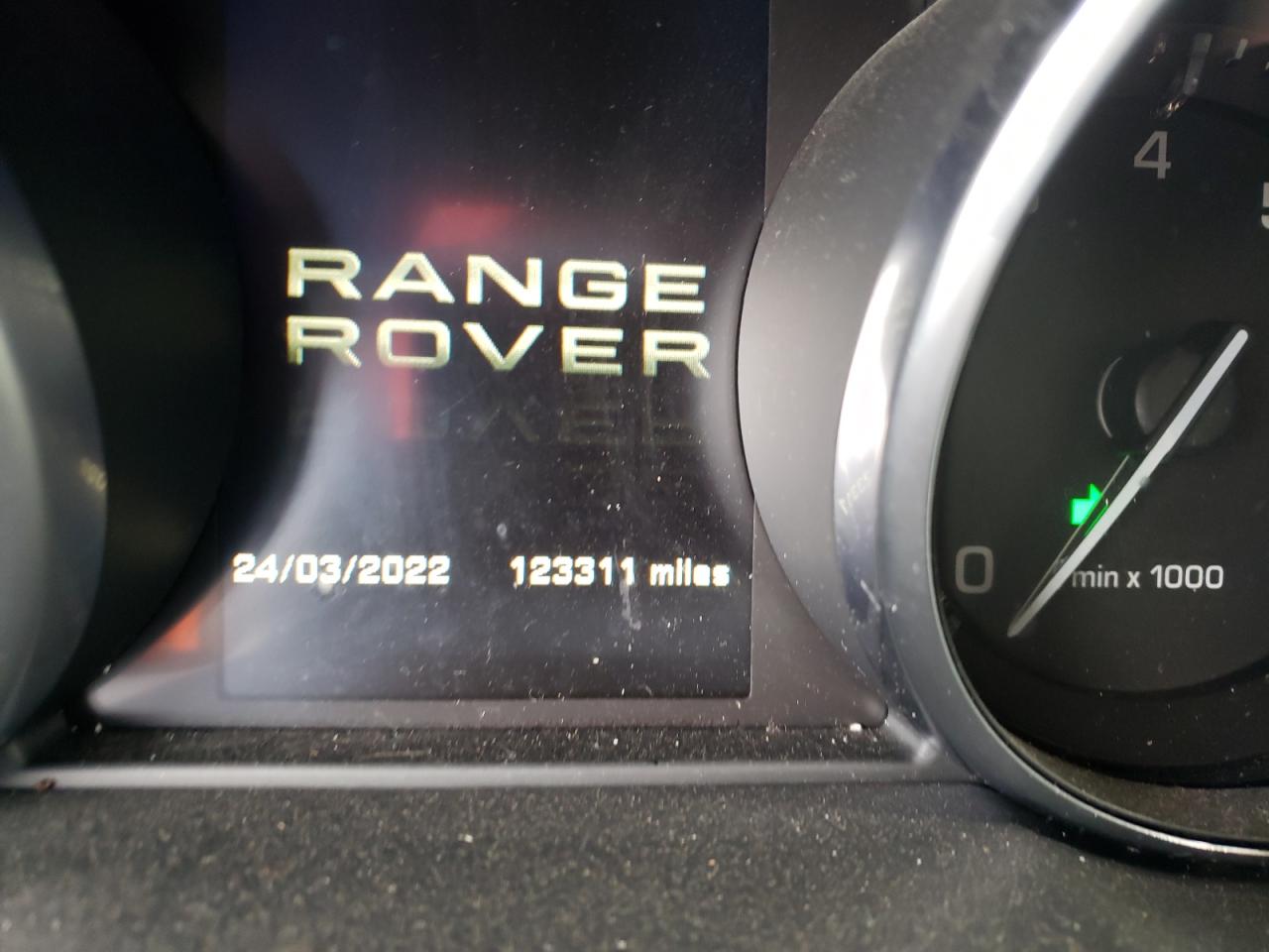 Photo 8 from auction – 2012 LAND ROVER RANGE ROVE with VIN SALVT2BG2CH703259
