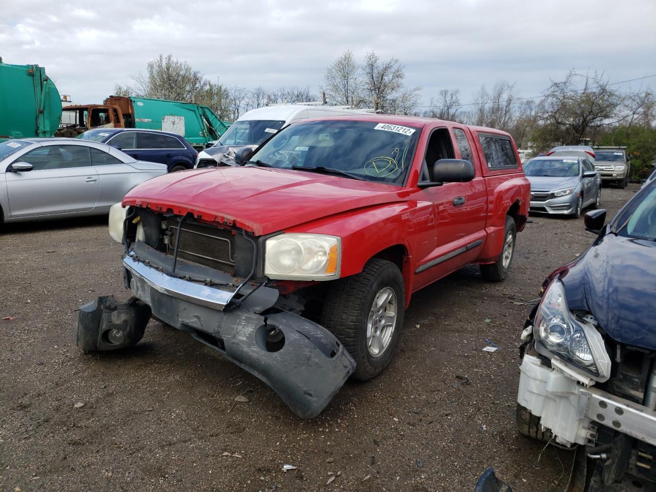 Photo 2 from auction – 2005 DODGE DAKOTA SLT with VIN 1D7HW42N35S148856