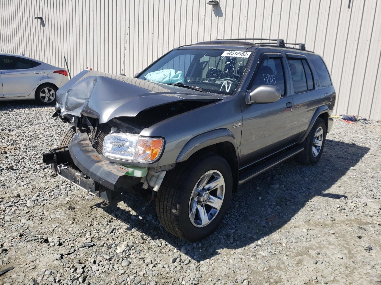 Photo 2 from auction – 2004 NISSAN PATHFINDER with VIN JN8DR09X14W805195