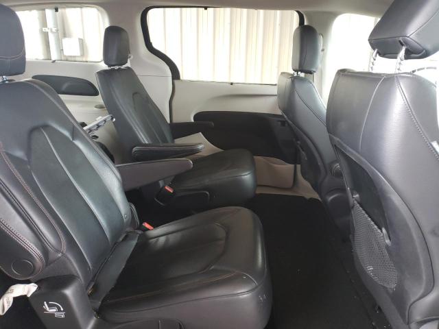 Photo 6 from auction – 2017 CHRYSLER PACIFICA T with VIN 2C4RC1BG5HR805282