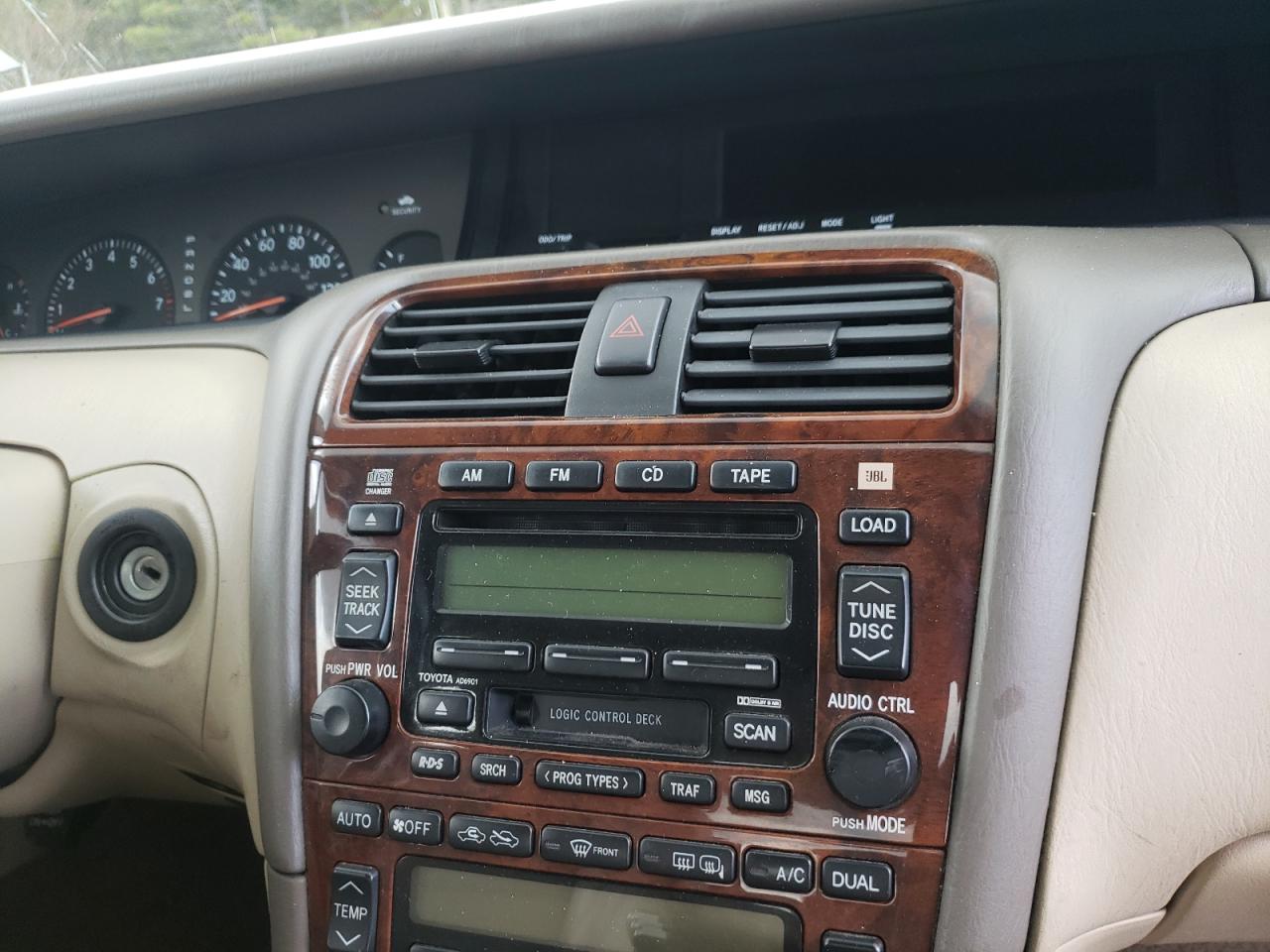 Photo 9 from auction – 2004 TOYOTA AVALON XL with VIN 4T1BF28B34U363380