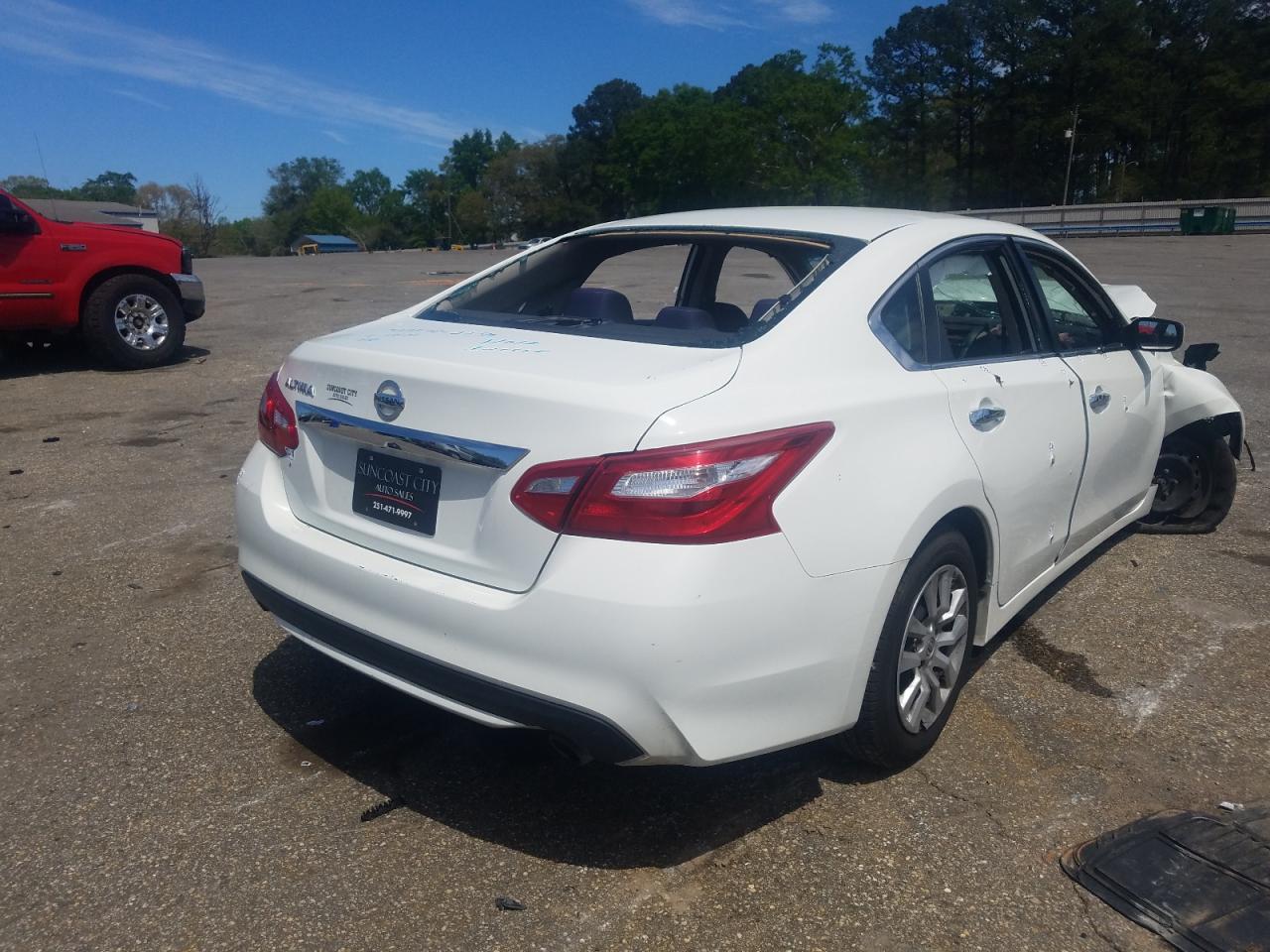 Photo 4 from auction – 2017 NISSAN ALTIMA 2.5 with VIN 1N4AL3AP1HN353733