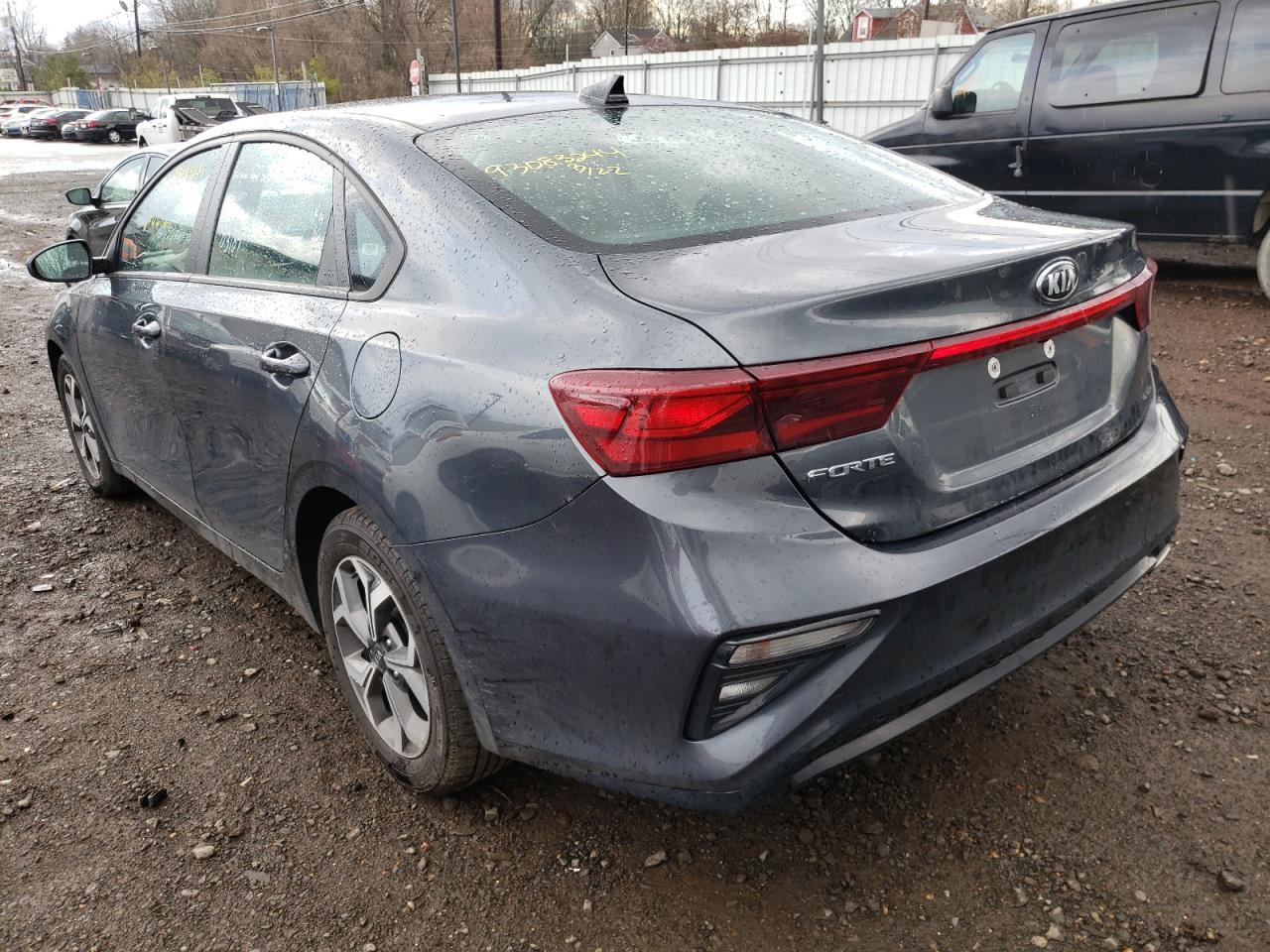 Photo 3 from auction – 2020 KIA FORTE FE with VIN 3KPF24AD8LE147630