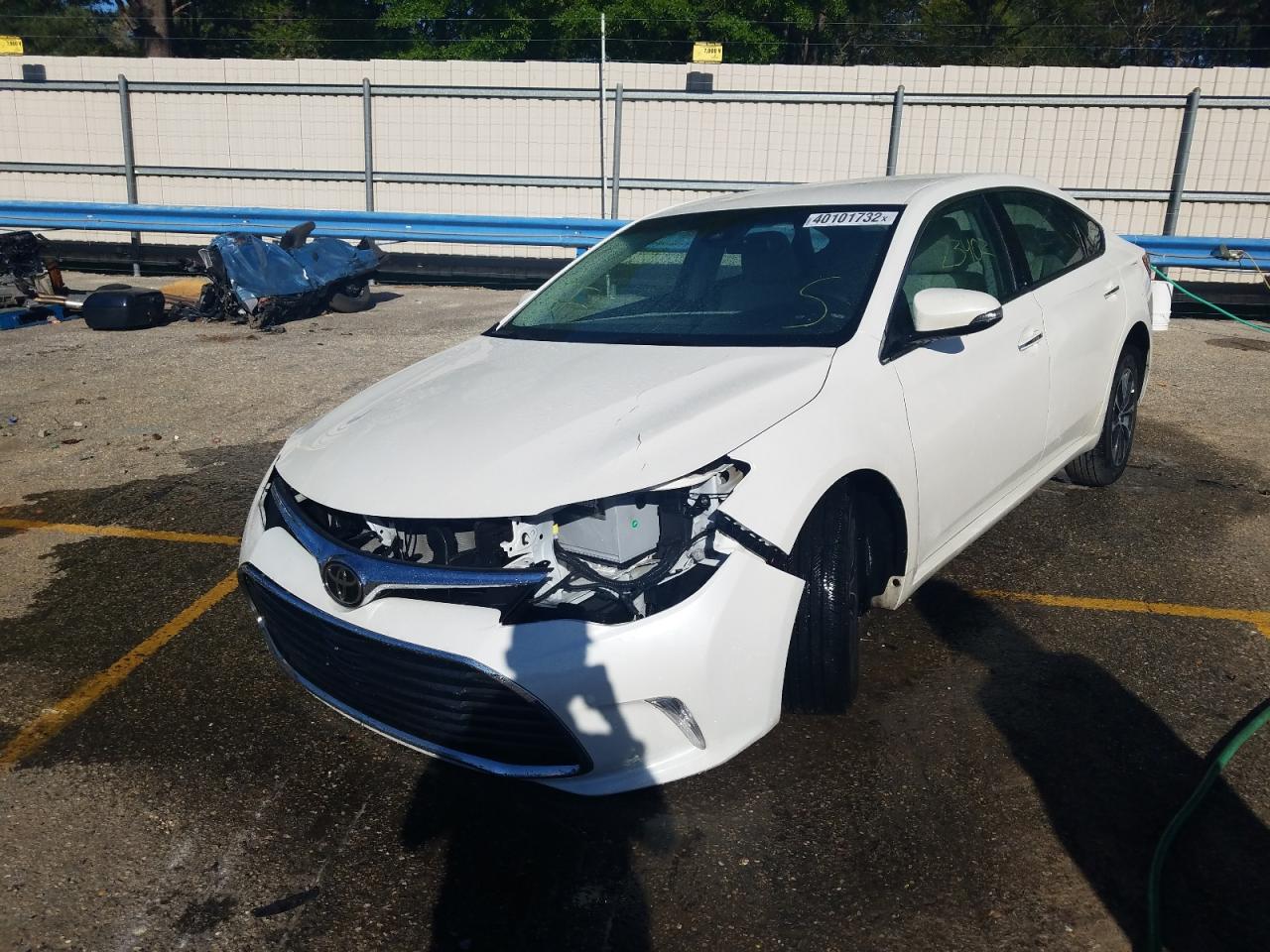 Photo 2 from auction – 2017 TOYOTA AVALON XLE with VIN 4T1BK1EB3HU257964