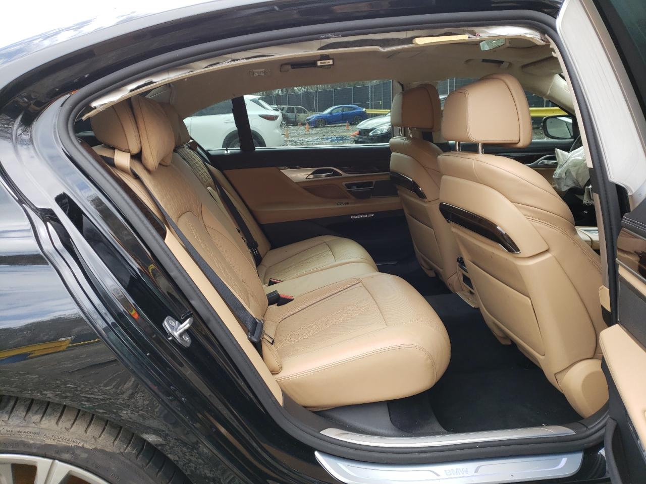 Photo 6 from auction – 2016 BMW 750 XI with VIN WBA7F2C54GG419600