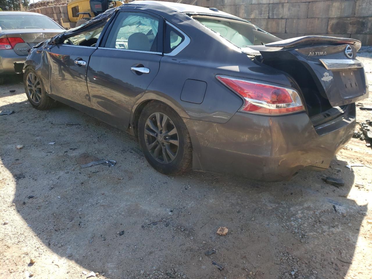Photo 3 from auction – 2015 NISSAN ALTIMA 2.5 with VIN 1N4AL3AP7FN905684