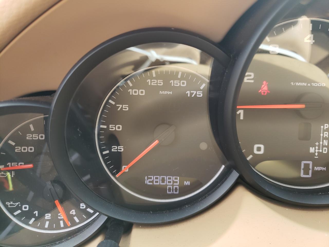 Photo 8 from auction – 2014 PORSCHE CAYENNE with VIN WP1AA2A24ELA06109