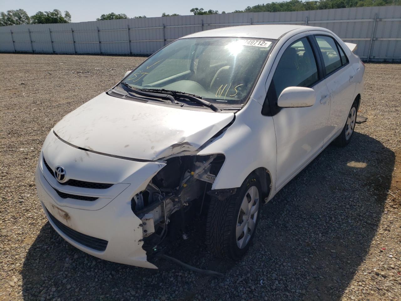 Photo 2 from auction – 2007 TOYOTA YARIS with VIN JTDBT923171101905