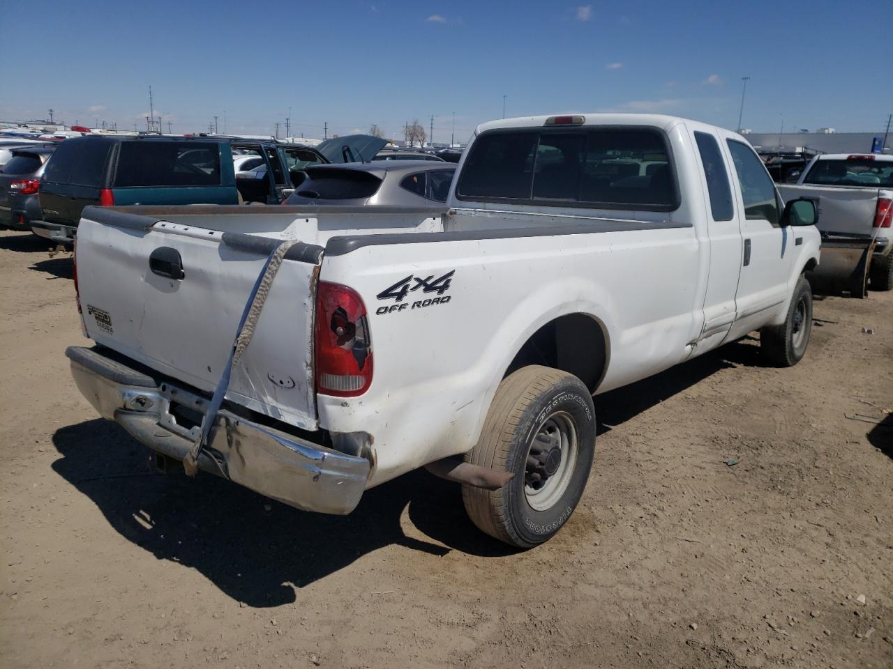 Photo 4 from auction – 2002 FORD F250 SUPER with VIN 1FTNX21L52EB70592