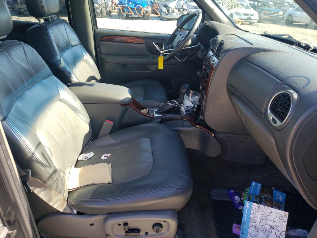 Photo 5 from auction – 2004 GMC ENVOY with VIN 1GKDT13SX42152037