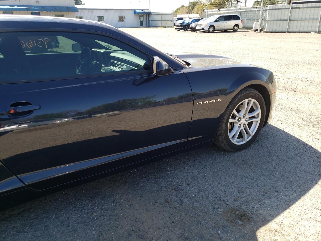 Photo 9 from auction – 2015 CHEVROLET CAMARO LS with VIN 2G1FB1E31F9267104