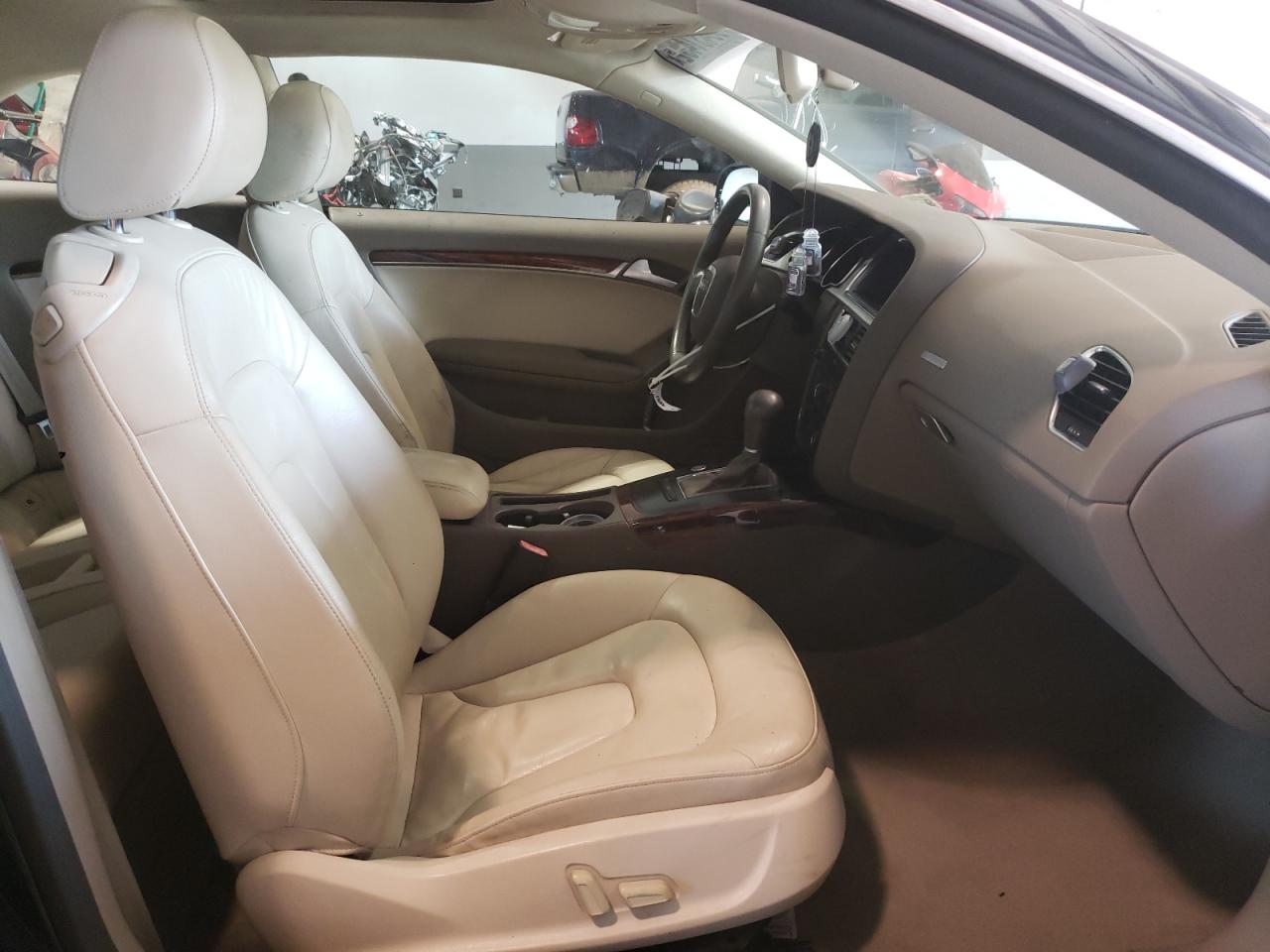 Photo 5 from auction – 2012 AUDI A5 PREMIUM with VIN WAULFAFRXCA041819