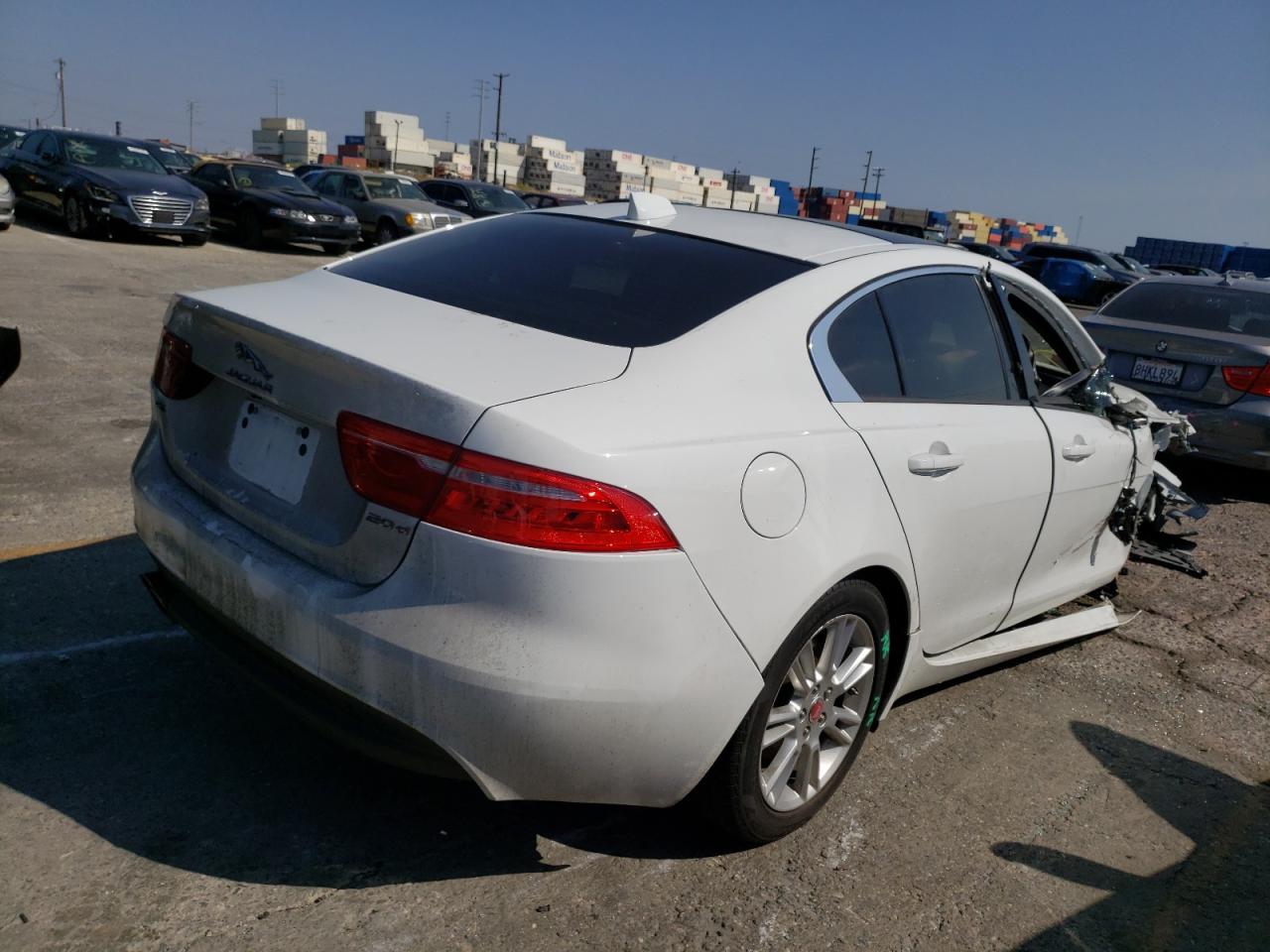Photo 4 from auction – 2018 JAGUAR XE PREMIUM with VIN SAJAD4FN5JCP33245