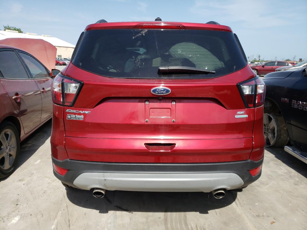 Photo 9 from auction – 2018 FORD ESCAPE SE with VIN 1FMCU0GD7JUA63645