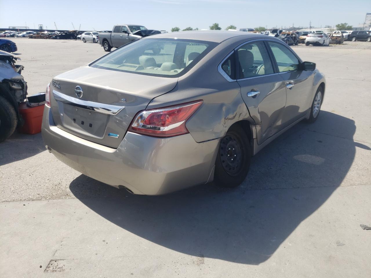 Photo 4 from auction – 2013 NISSAN ALTIMA 2.5 with VIN 1N4AL3AP5DN573080