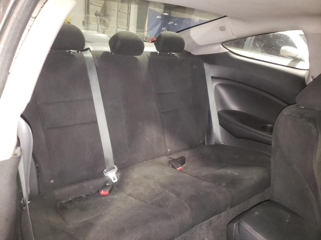 Photo 6 from auction – 2010 HONDA ACCORD EX with VIN 1HGCS1B71AA007155