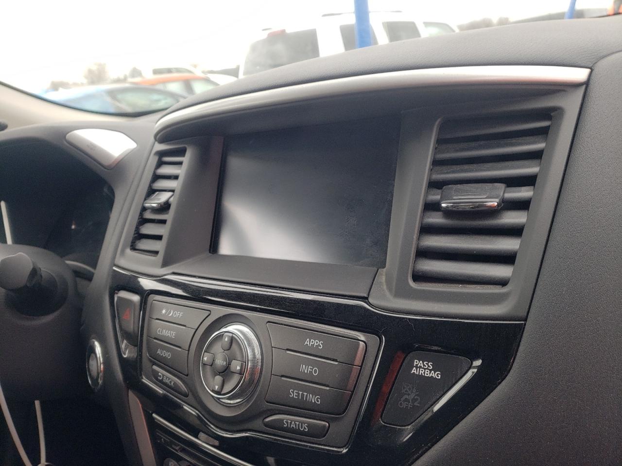 Photo 9 from auction – 2020 NISSAN PATHFINDER with VIN 5N1DR2AMXLC640378