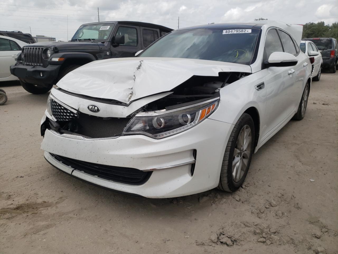 Photo 2 from auction – 2016 KIA OPTIMA EX with VIN 5XXGU4L32GG098831