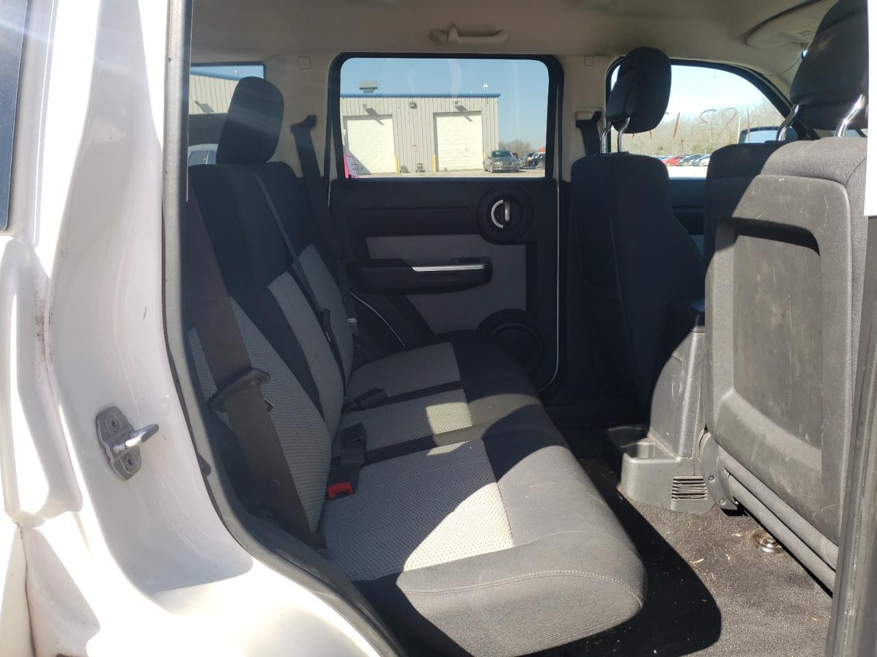 Photo 6 from auction – 2010 DODGE NITRO SXT with VIN 1D4PU5GK6AW111113