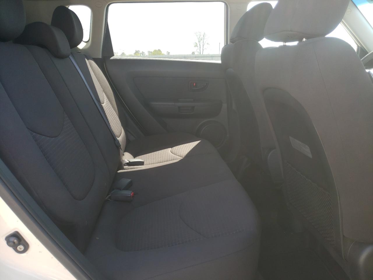 Photo 6 from auction – 2012 KIA SOUL with VIN KNDJT2A58C7405021