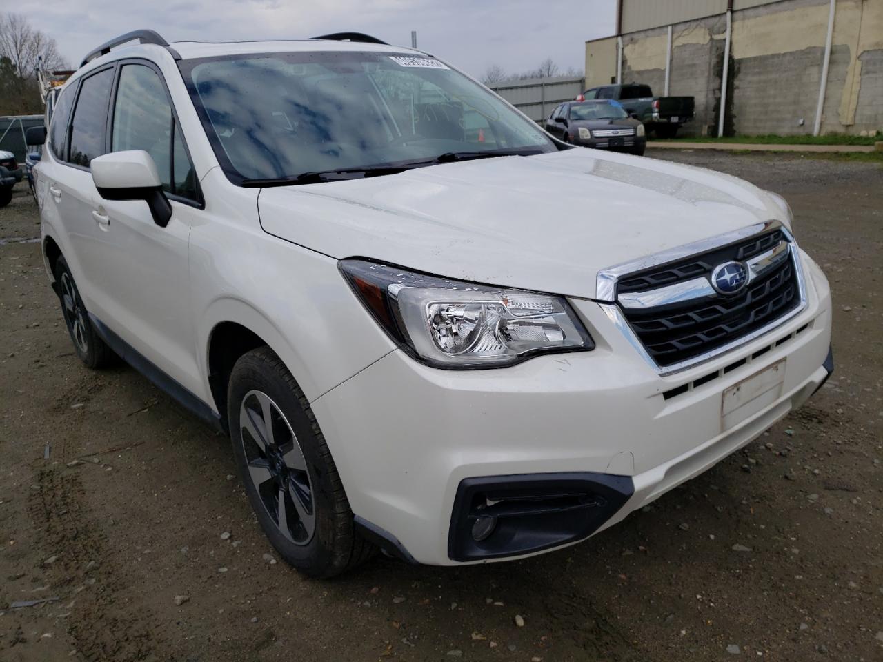 SUBARU FORESTER 2 2018 with VIN JF2SJAGC2JH463595 - Photo from auction