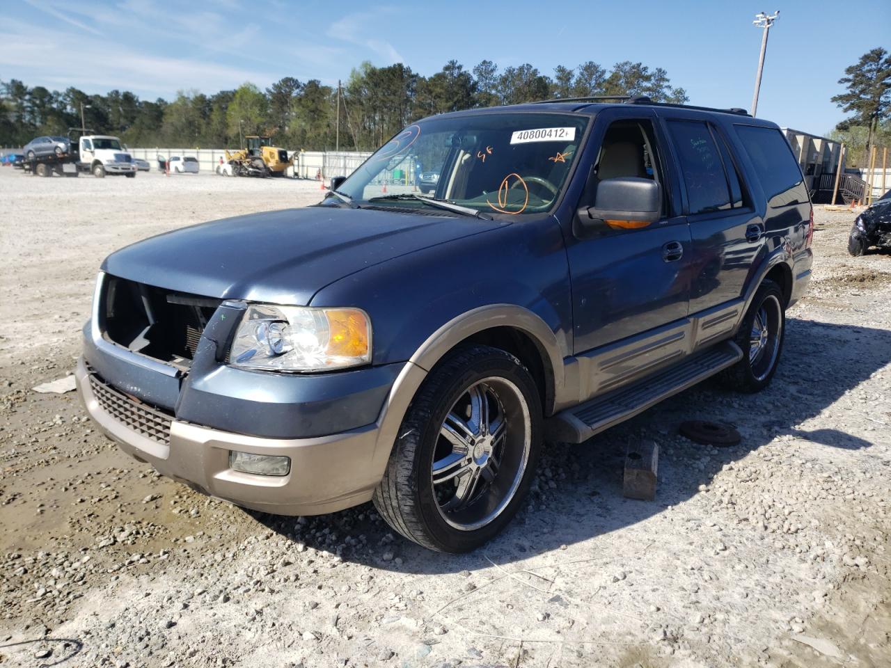 Photo 2 from auction – 2004 FORD EXPEDITION with VIN 1FMRU17W64LB84971