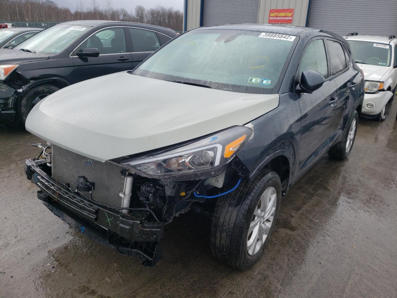 Photo 2 from auction – 2020 HYUNDAI TUCSON SE with VIN KM8J2CA41LU097493