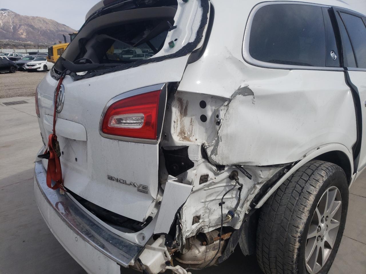 Photo 9 from auction – 2016 BUICK ENCLAVE with VIN 5GAKVBKD7GJ130725