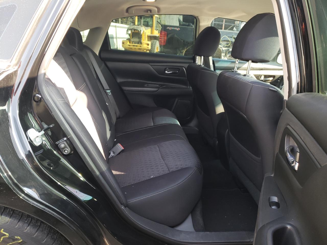 Photo 6 from auction – 2016 NISSAN ALTIMA 2.5 with VIN 1N4AL3AP8GN350603