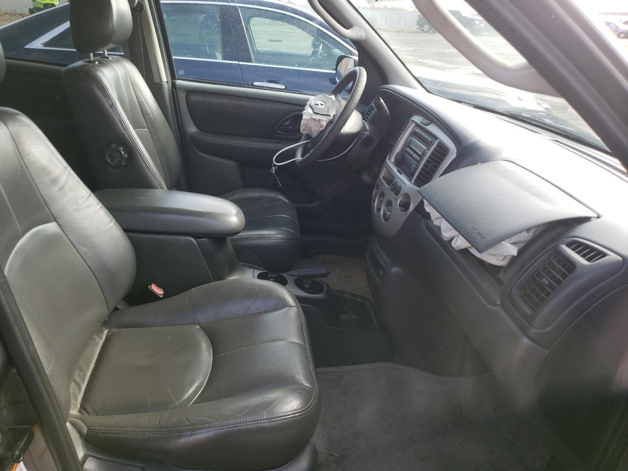 Photo 5 from auction – 2003 MAZDA TRIBUTE ES with VIN 4F2CZ06153KM55406