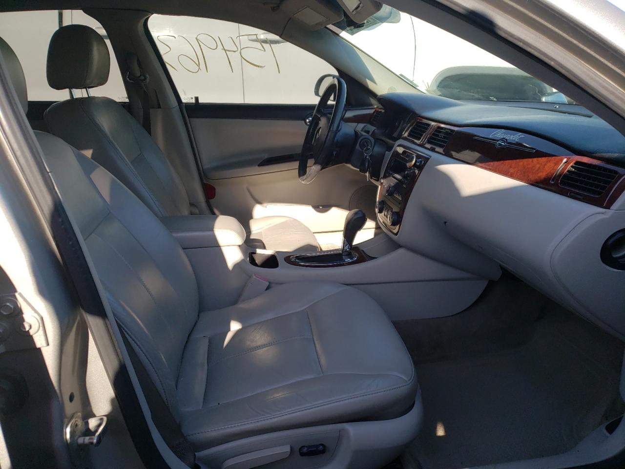 Photo 5 from auction – 2008 CHEVROLET IMPALA LTZ with VIN 2G1WU583489218267