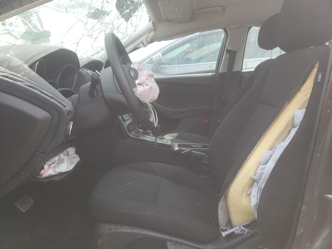 Photo 5 from auction – 2016 FORD FOCUS S with VIN 1FADP3E28GL375688