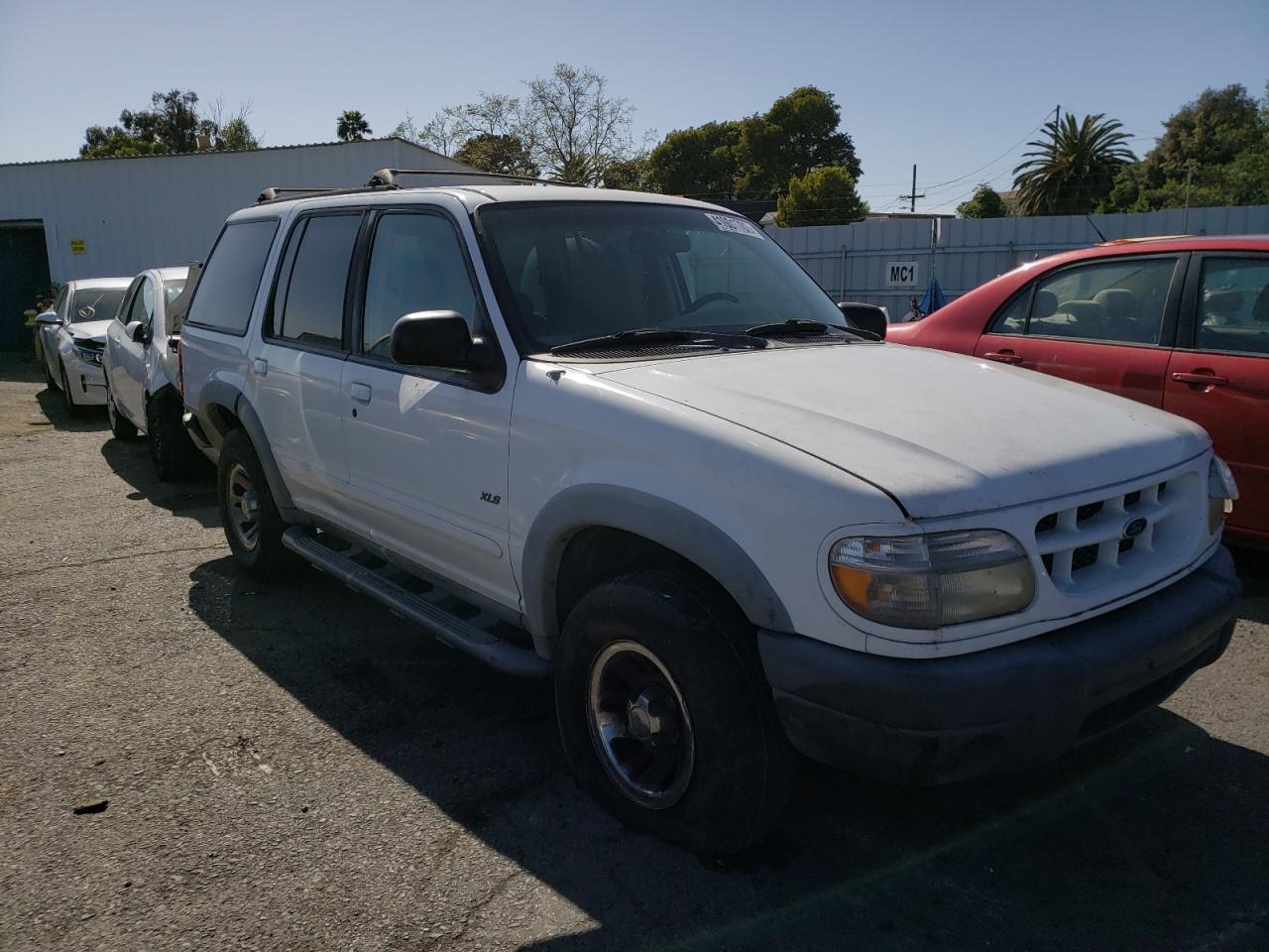 Photo 1 from auction – 1999 FORD EXPLORER with VIN 1FMZU34X9XZA70926