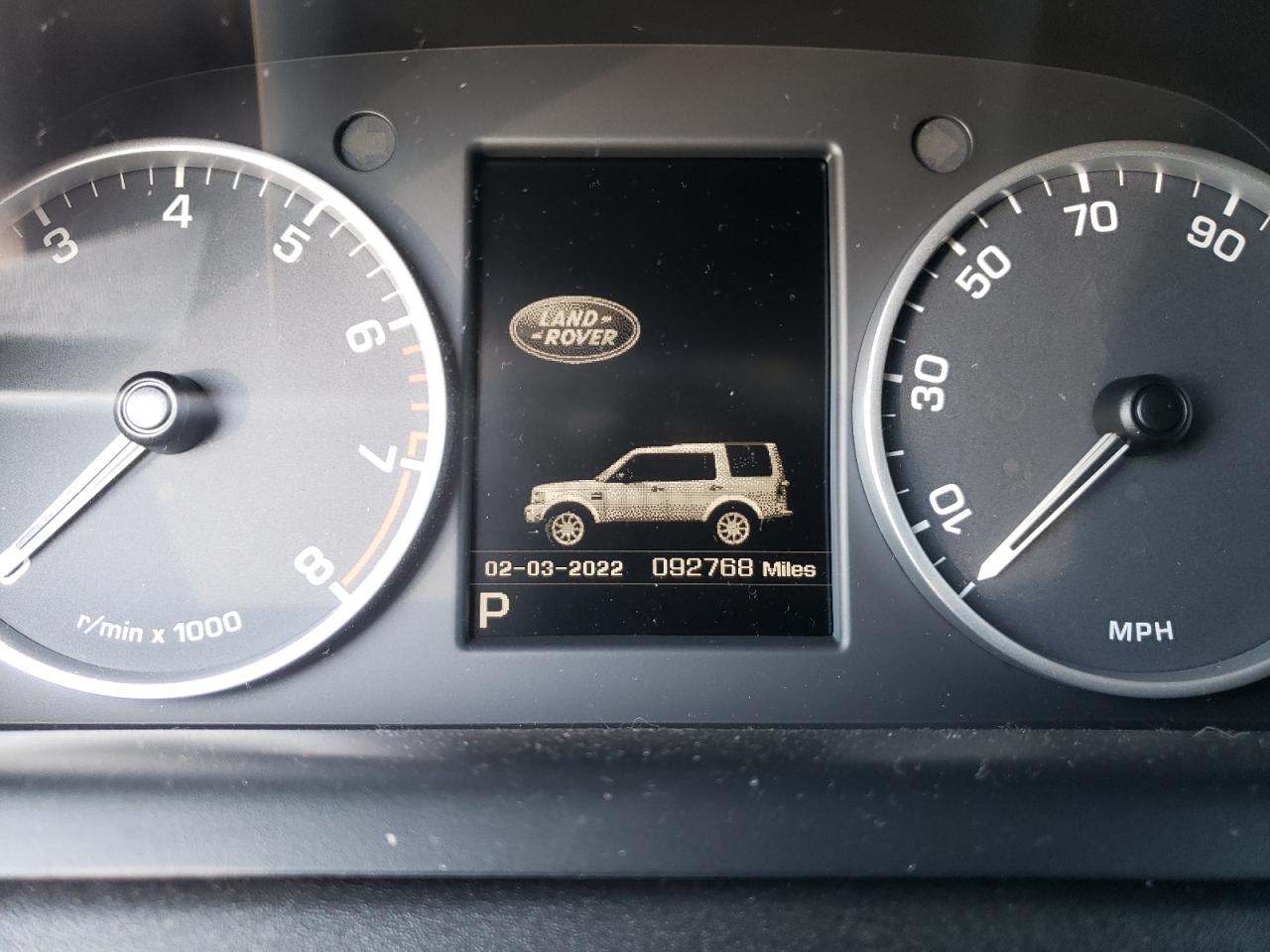 Photo 13 from auction – 2016 LAND ROVER LR4 HSE LU with VIN SALAK2V64GA802734