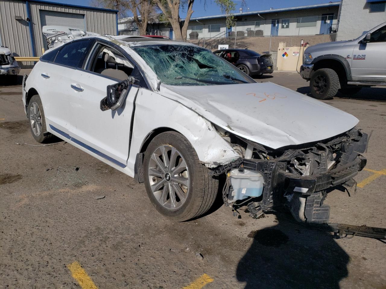 HYUNDAI SONATA SPO 2016 with VIN 5NPE34AF3GH410599 - Photo from auction