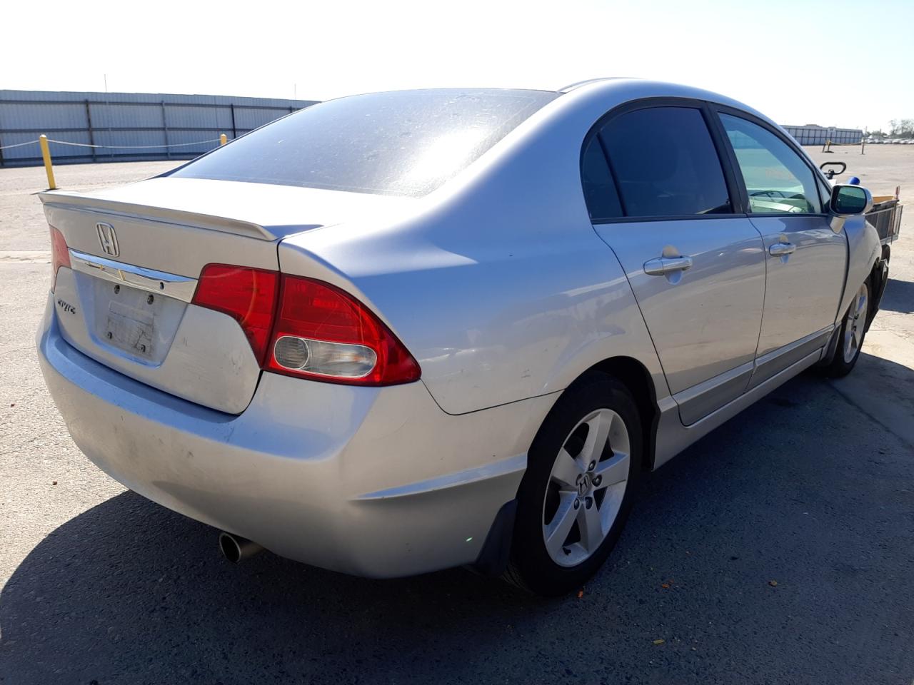 Photo 4 from auction – 2010 HONDA CIVIC LX-S with VIN 19XFA1F69AE018868