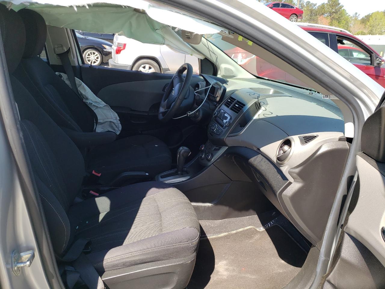 Photo 5 from auction – 2012 CHEVROLET SONIC LT with VIN 1G1JC5SH4C4109725