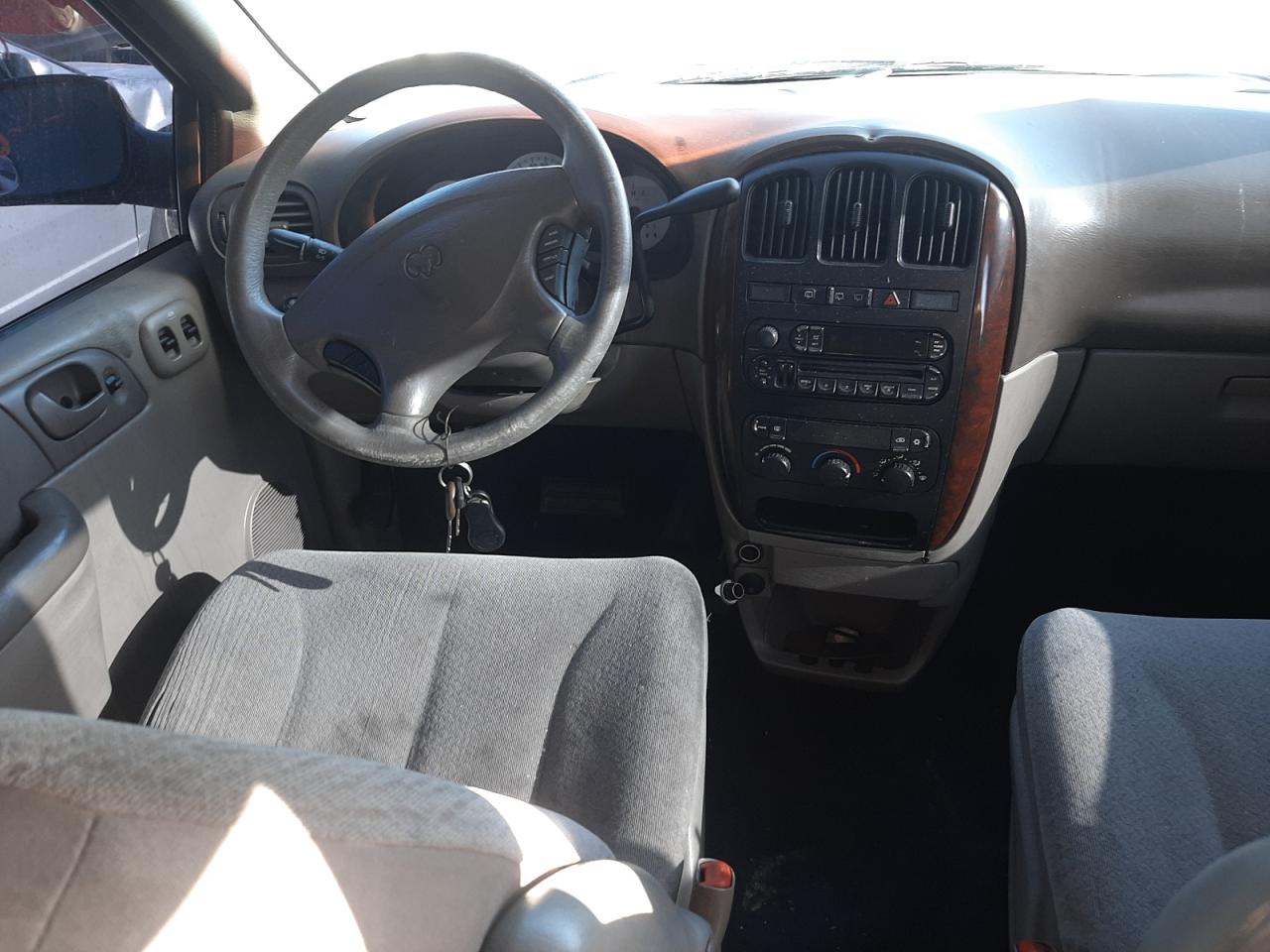 Photo 9 from auction – 2003 DODGE CARAVAN SE with VIN 1D4GP25363B228184