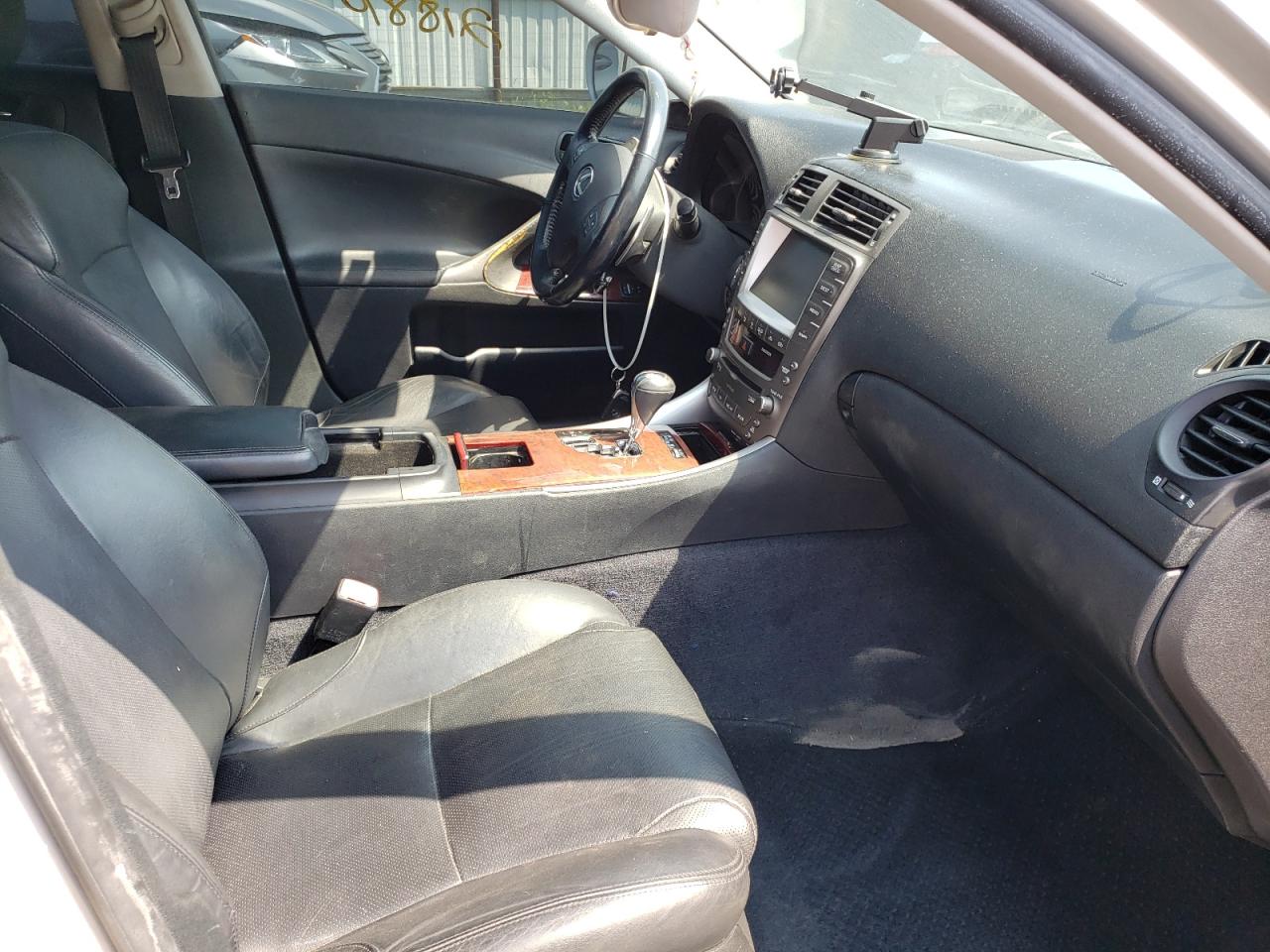 Photo 5 from auction – 2008 LEXUS IS 250 with VIN JTHBK262782074005