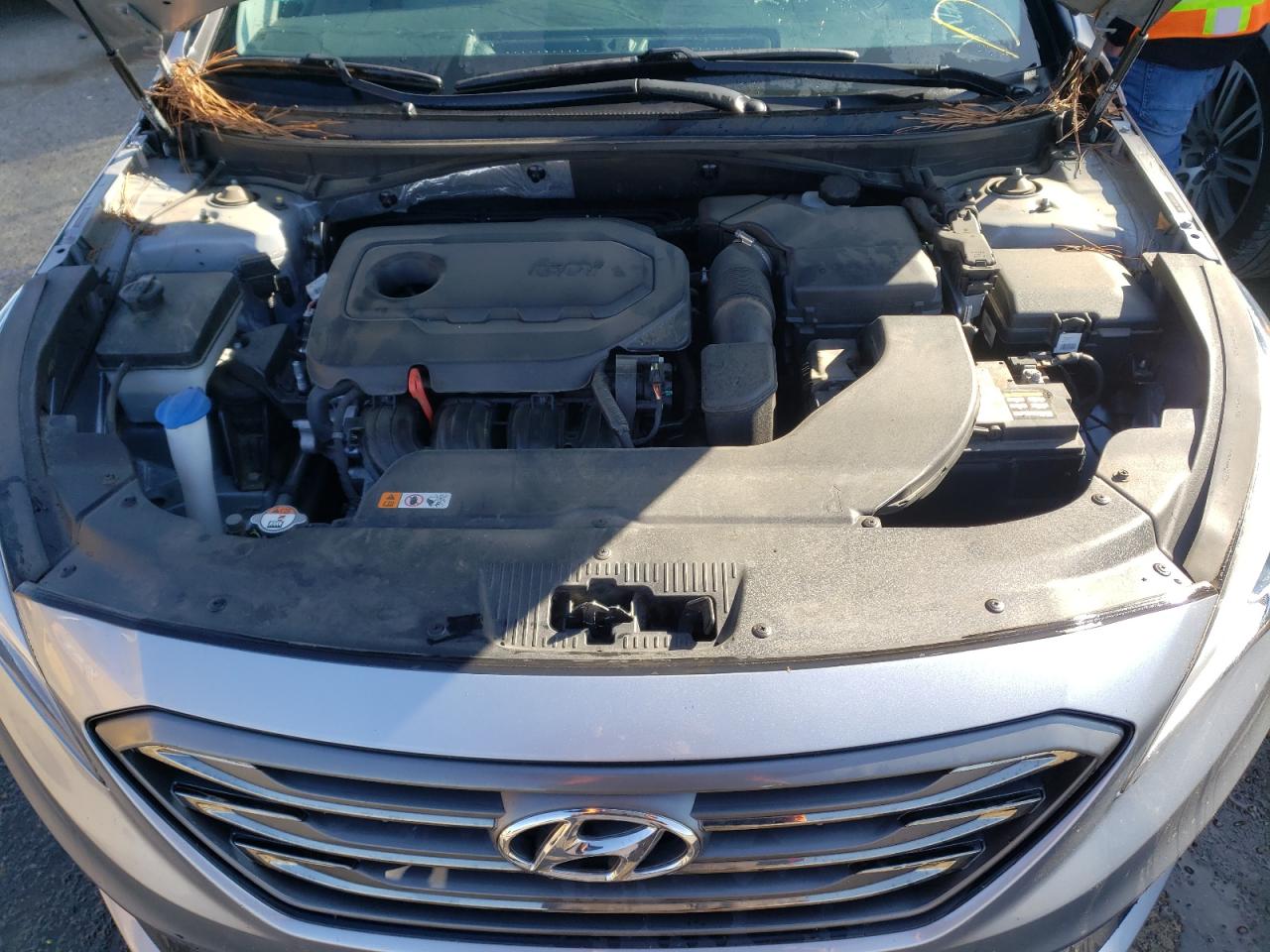 Photo 7 from auction – 2016 HYUNDAI SONATA SPO with VIN 5NPE34AF2GH270447
