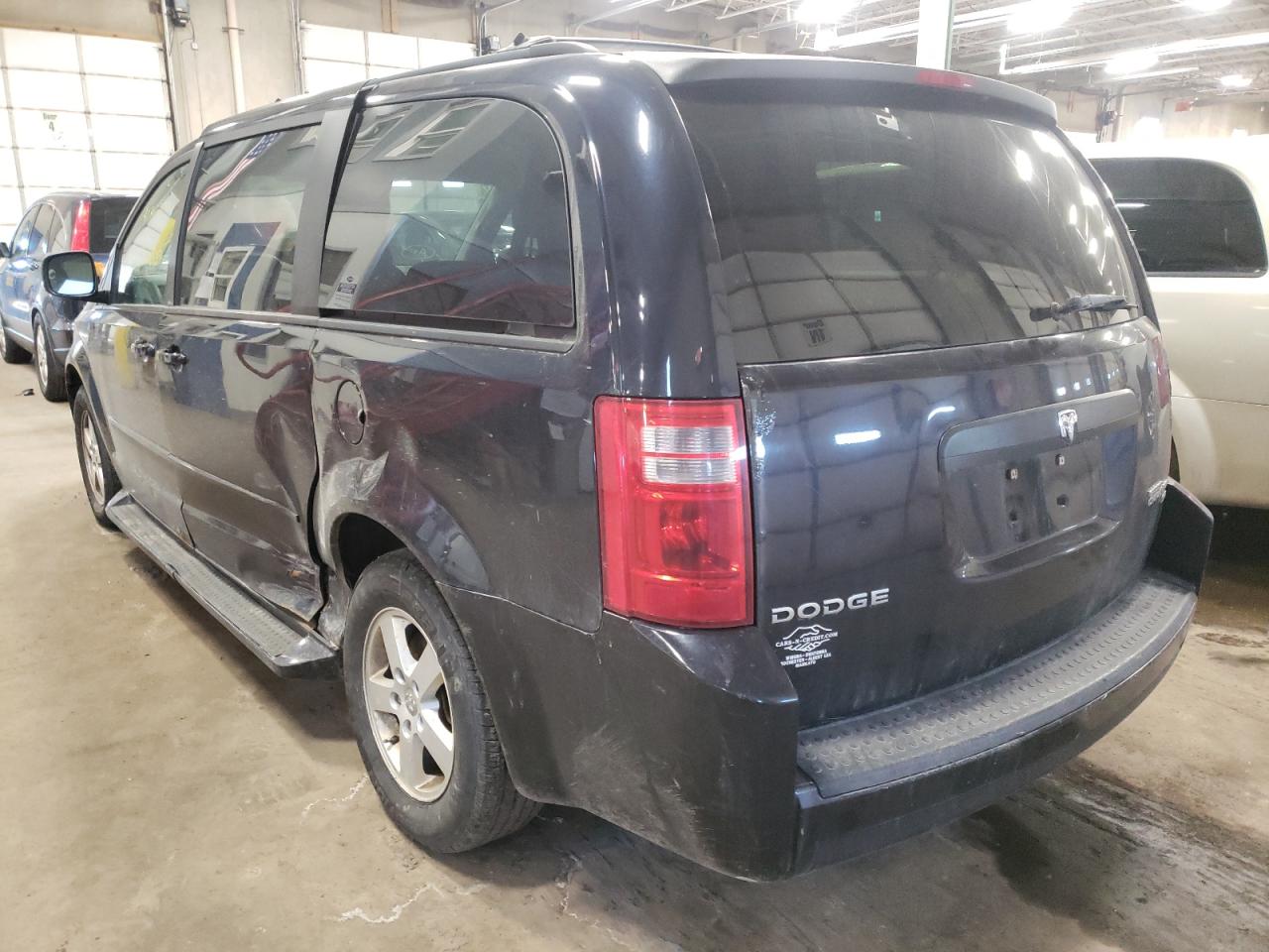 Photo 3 from auction – 2010 DODGE GRAND CARA with VIN 2D4RN3D17AR487186