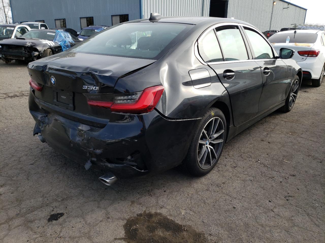 Photo 4 from auction – 2021 BMW 330XI with VIN 3MW5R7J05M8C08029