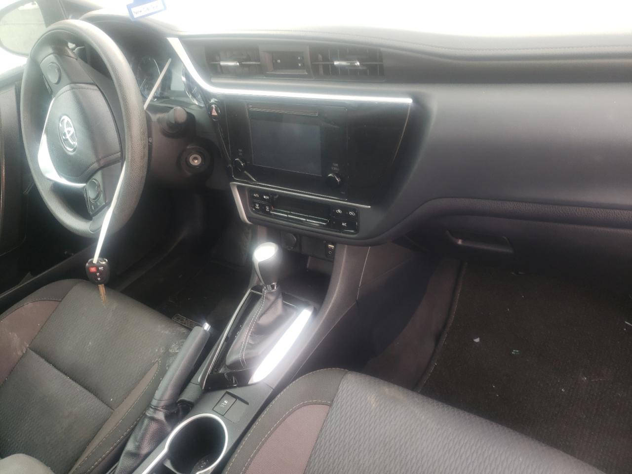 Photo 9 from auction – 2018 TOYOTA COROLLA L with VIN 2T1BURHE2JC039715