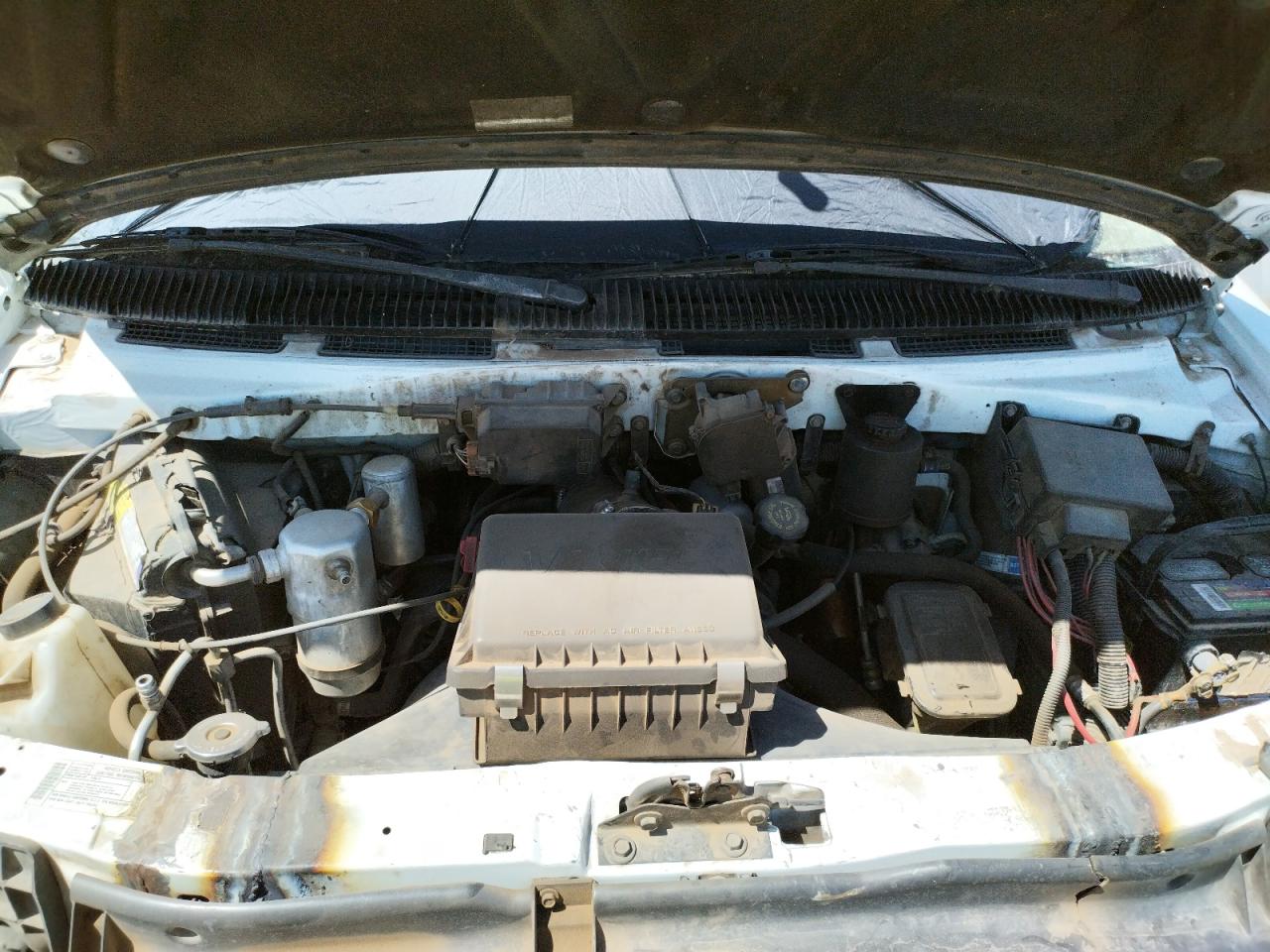Photo 7 from auction – 2000 CHEVROLET ASTRO with VIN 1GNDM19W9YB117537