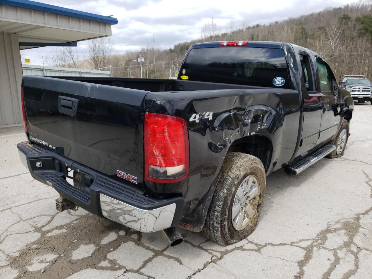 Photo 4 from auction – 2013 GMC SIERRA K15 with VIN 1GTR2VE71DZ189389