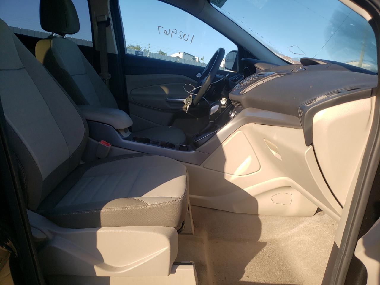 Photo 5 from auction – 2013 FORD ESCAPE SE with VIN 1FMCU0GX3DUC30565