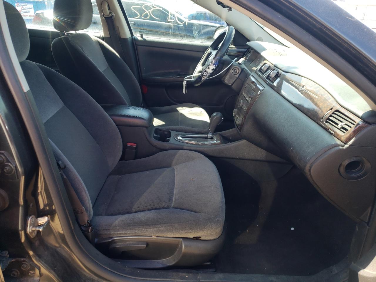 Photo 5 from auction – 2015 CHEVROLET IMPALA LIM with VIN 2G1WB5E38F1149282