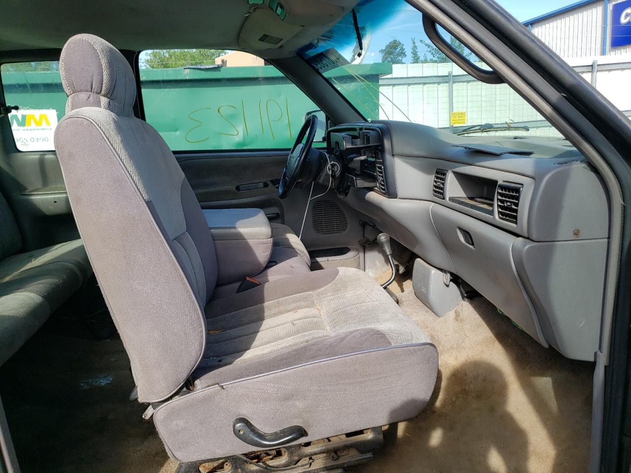 Photo 5 from auction – 1996 DODGE RAM 1500 with VIN 3B7HF13Z0TG192571