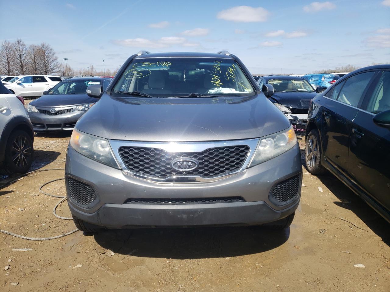 Photo 9 from auction – 2011 KIA SORENTO BA with VIN 5XYKT4A25BG159780